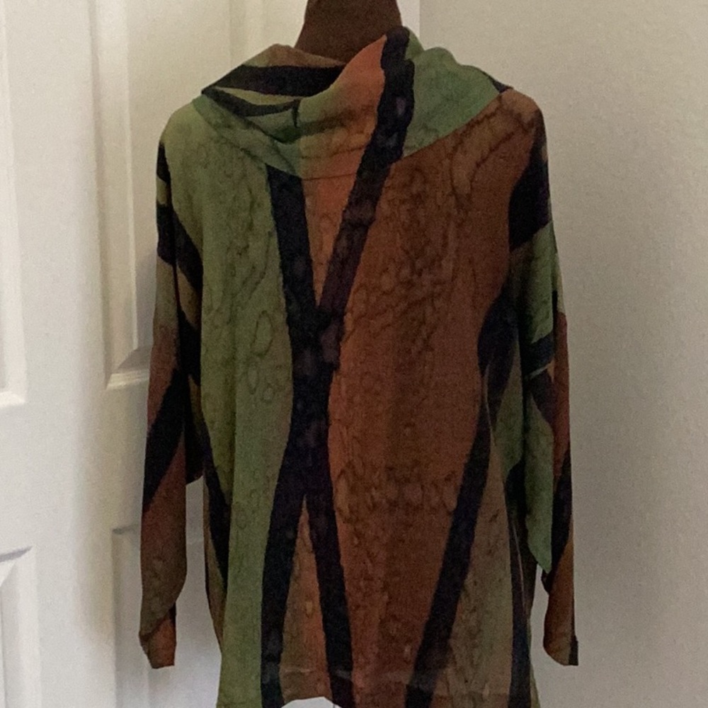 Multicolor Abstract Pattern Silk Top - image 2